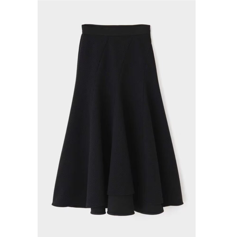 Le Phil Japanese design Square Quilted Jacquard Jersey Skirt black